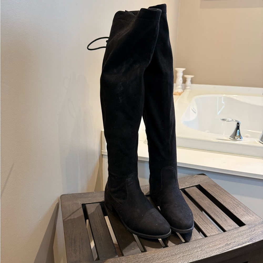 Black Over-the-Knee Women's Suede Boots